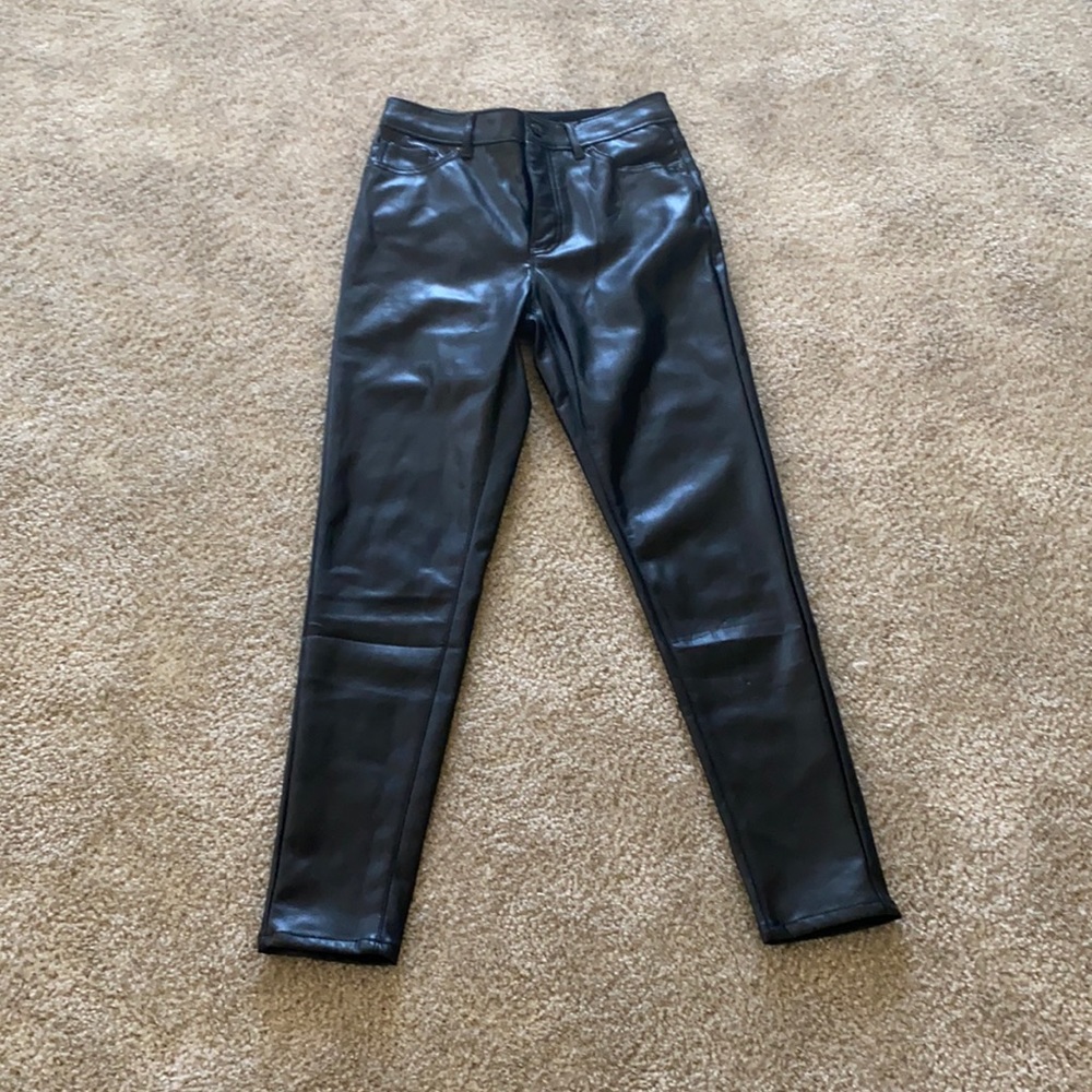 Vegan leather skinny pants